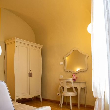 Residenza D'Epoca Relais I Miracoli Hotel ปิซา ภายนอก รูปภาพ
