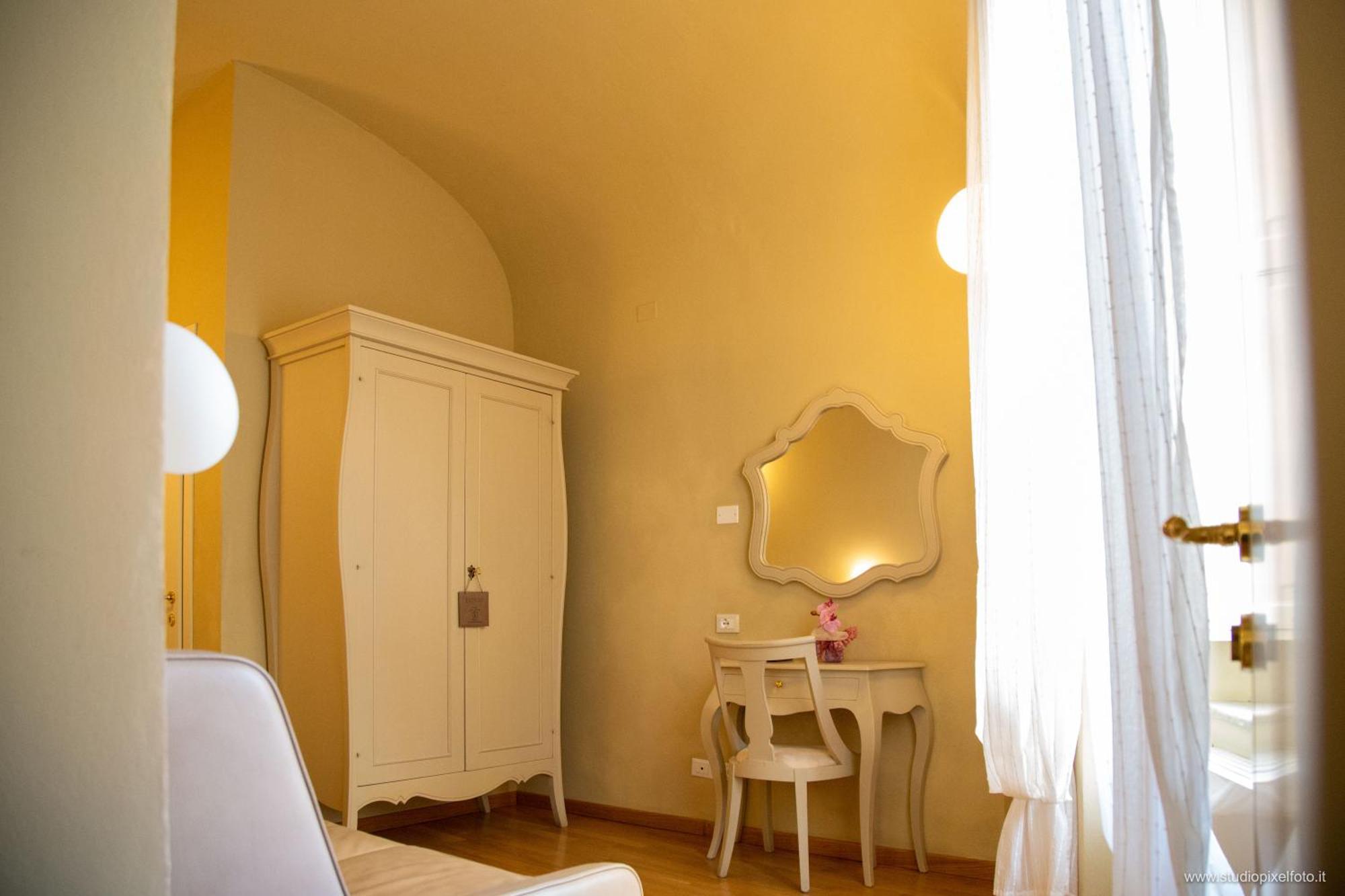 Residenza D'Epoca Relais I Miracoli Hotel ปิซา ภายนอก รูปภาพ