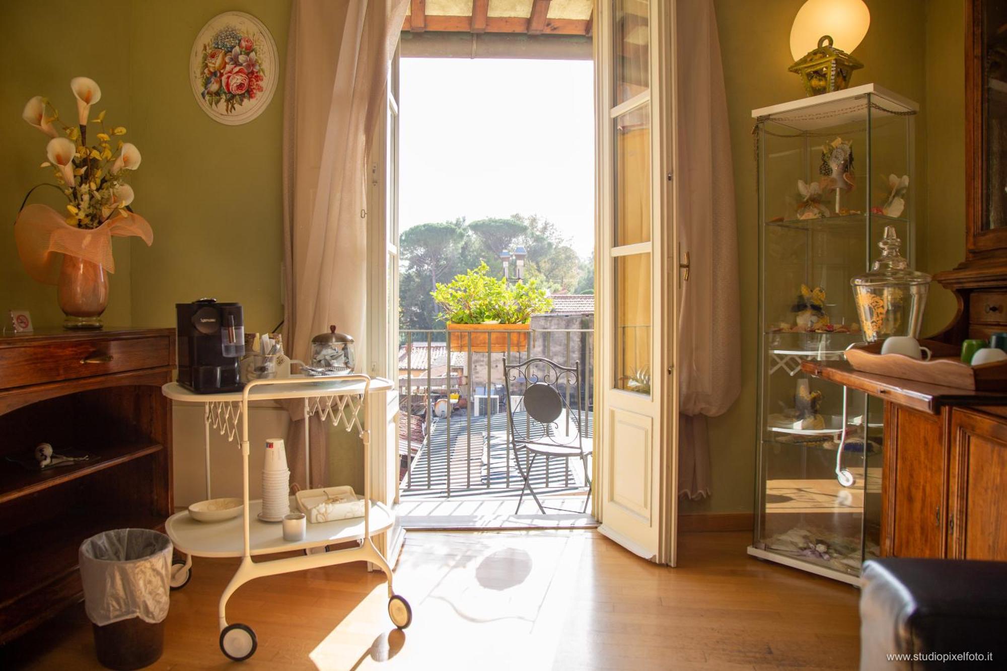 Residenza D'Epoca Relais I Miracoli Hotel ปิซา ภายนอก รูปภาพ