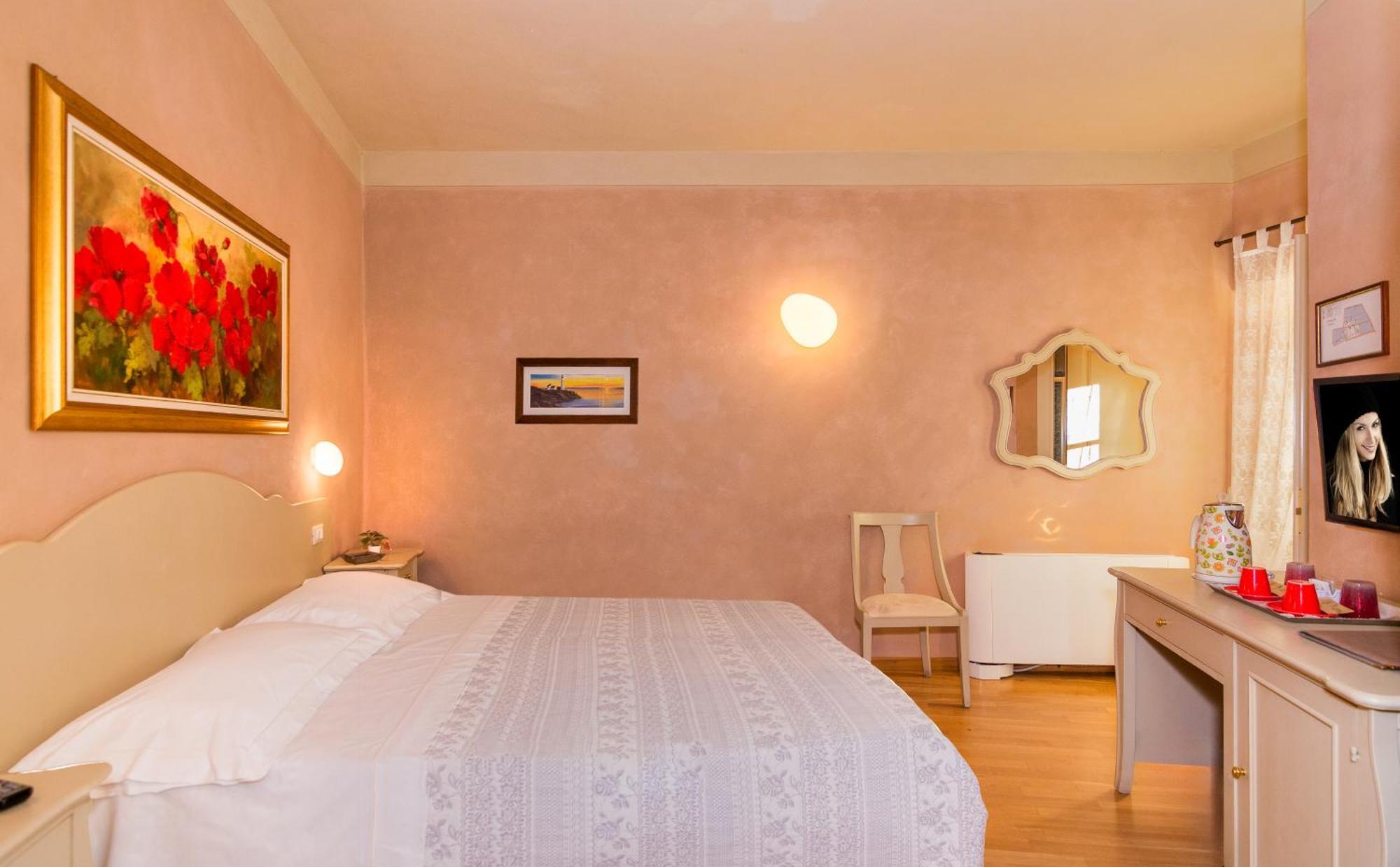 Residenza D'Epoca Relais I Miracoli Hotel ปิซา ภายนอก รูปภาพ