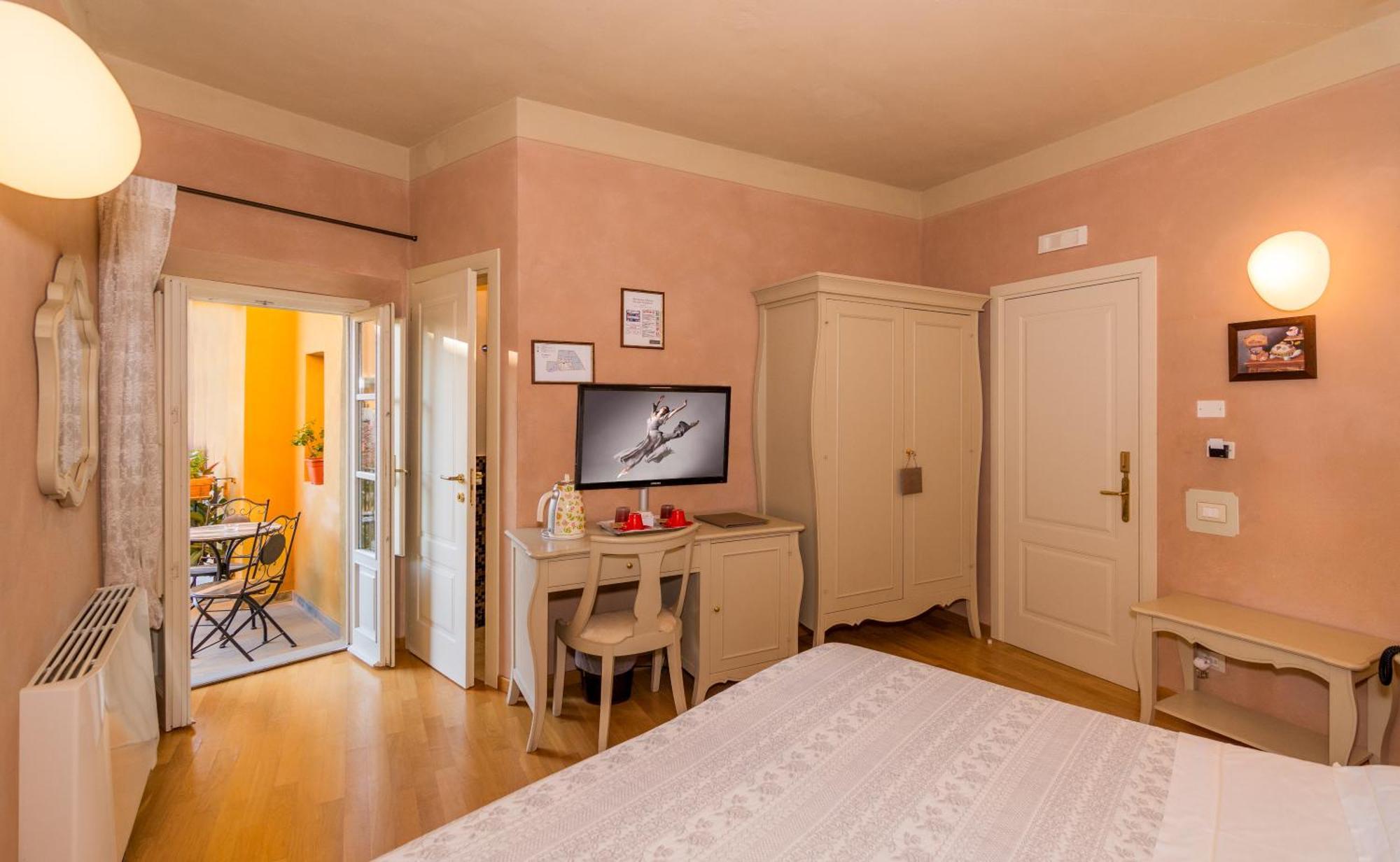 Residenza D'Epoca Relais I Miracoli Hotel ปิซา ภายนอก รูปภาพ