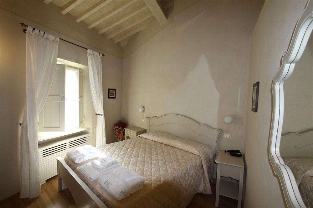 Residenza D'Epoca Relais I Miracoli Hotel ปิซา ภายนอก รูปภาพ